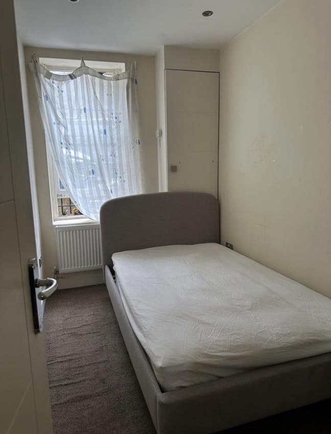 Single room Main Photo
