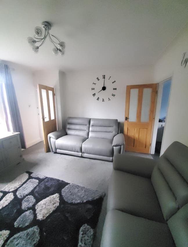 🏡 Double Room/ Patio Garden/ Bills  Included 🏡 Main Photo