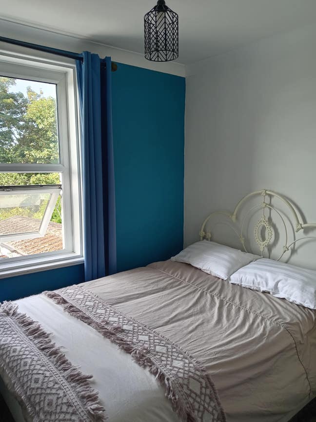 Double Room to Let on Ashley Road Main Photo