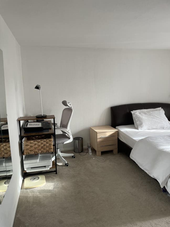 Large double room Main Photo