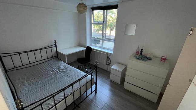 Discover Your Perfect Clapham Junction Home! NOW Main Photo