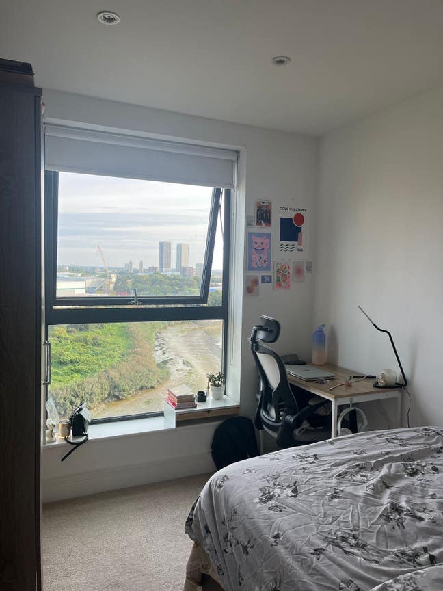 Spacious double room with lovely view  Main Photo