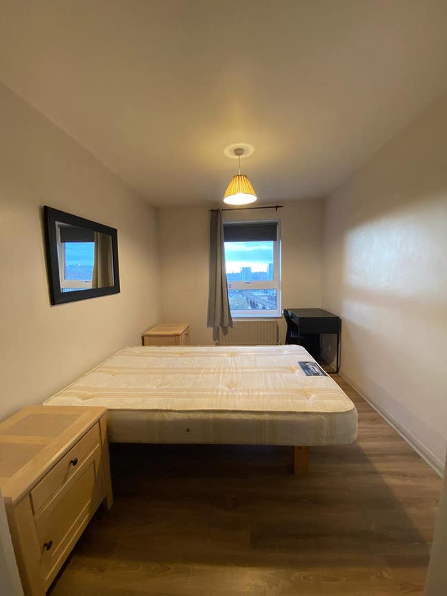 Amazing room in Battersea!! Av. from September Main Photo