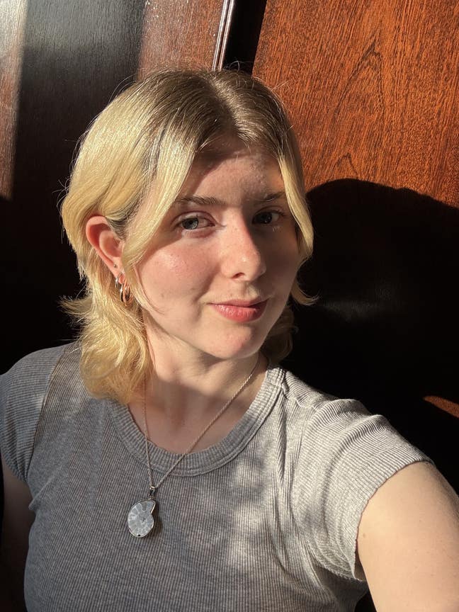 22 year old research assistant looking for room :) Main Photo