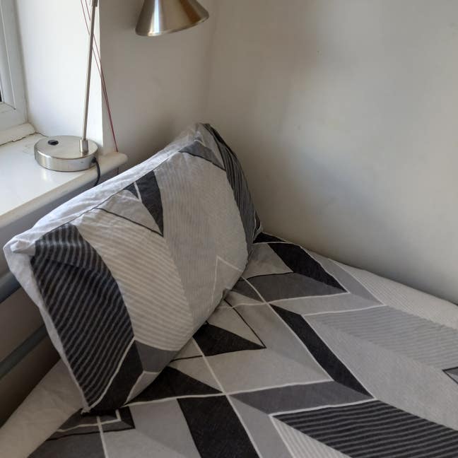 Single room Main Photo