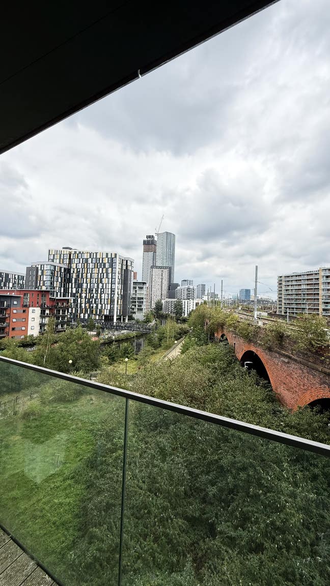 Spacious Modern En-Suite Room in Castlefield Main Photo