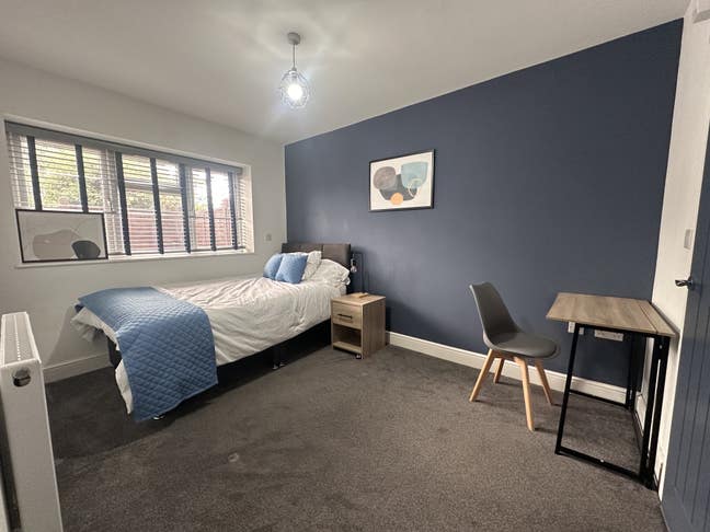 🌟 Ensuite & Own Garden! No Deposit Option 🌟 Main Photo