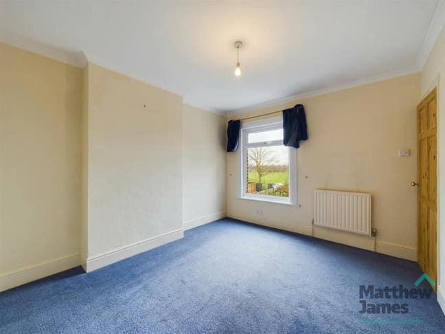 Large Double Room - New Town Main Photo