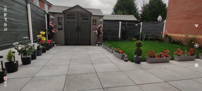Double bedroom/ Near Airport & Hospital/ Bills inc Main Photo