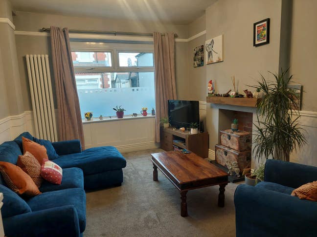 Spacious double room near Victoria park, Canton Main Photo