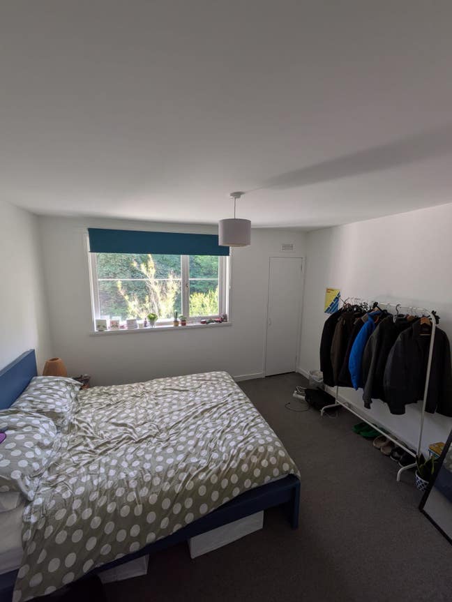 Room available - Southside  Main Photo