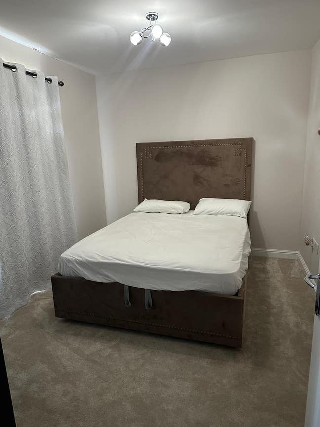 Double Room with own Bathroom and Toilet  Main Photo
