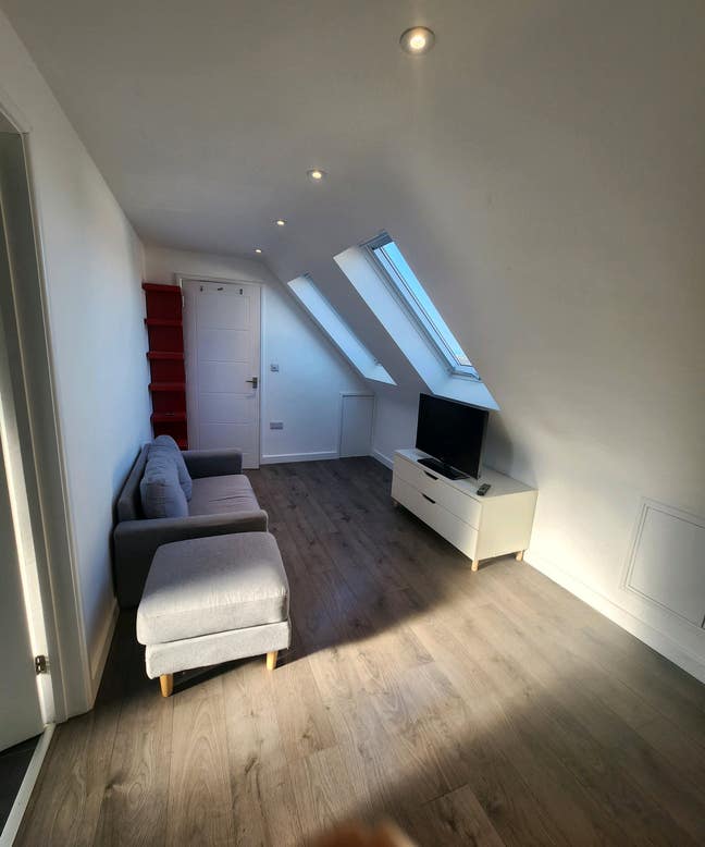 Living space within Hove home to rent Main Photo