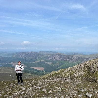 38 year old Female seeks a double room Main Photo