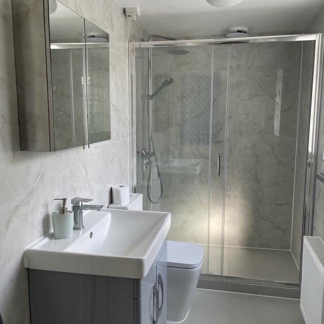 Furnished Large double with En-Suite Main Photo