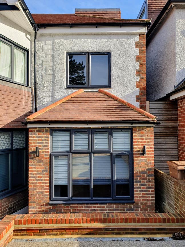Stylish new 2-bedroom flat in beautiful street  Main Photo