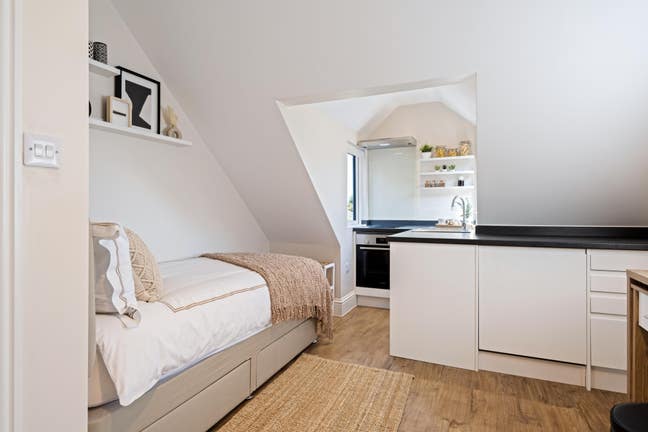Brand New Studio Apartments - Couples Welcome Main Photo