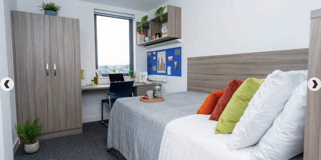 Premium ensuite room available Main Photo