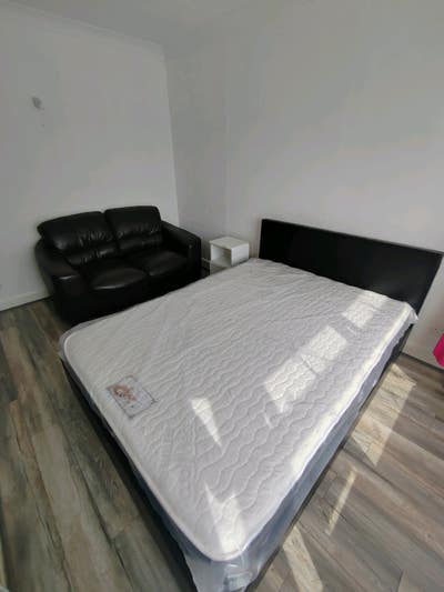 Room for rent  Main Photo