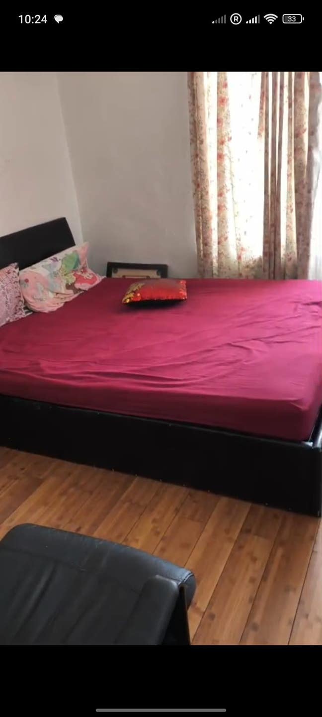 Big Double Room in a shared house Main Photo