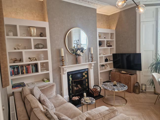 Newly Refurbished Interior Designed 2 Bed 2 Bath Main Photo