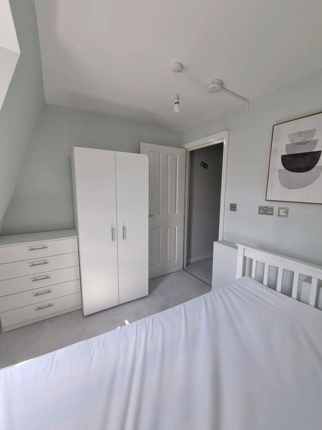 Double Room Fulham Main Photo