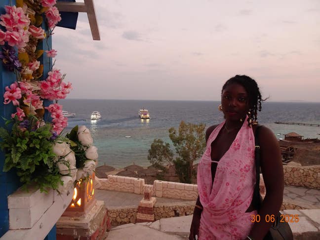  looking for a flat/ house share of 2 rooms Main Photo