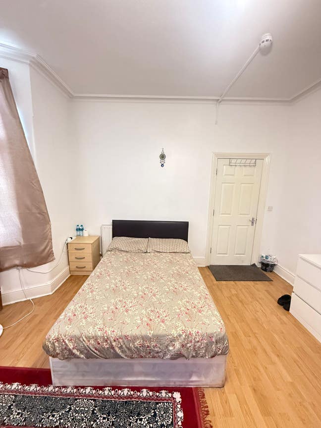 Studio/bedsit for rent  Main Photo