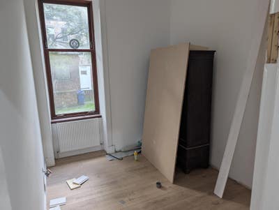 Newly renovated West End flat Main Photo