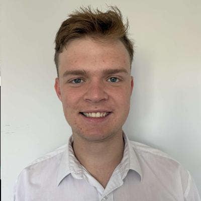 Couple looking for double room CB1 Main Photo