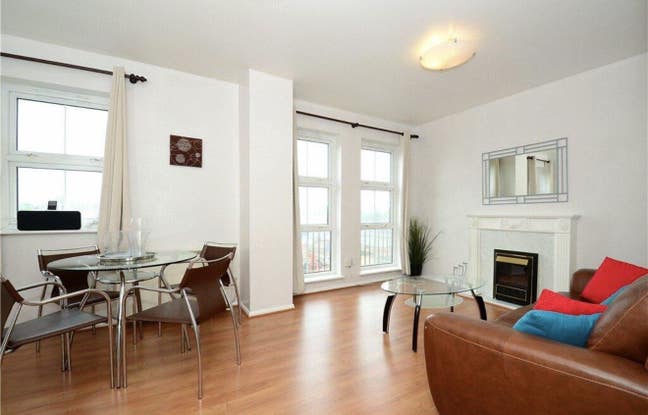 Large Double Room with En Suite - LB / Bermondsey  Main Photo