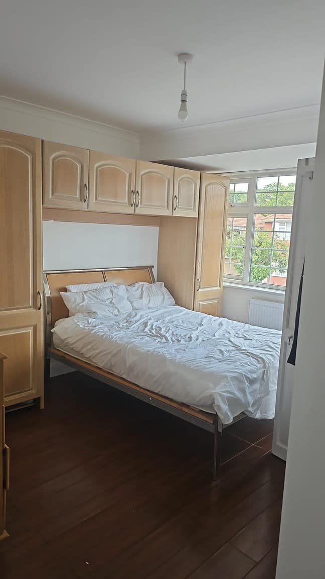 Double bedroom for single or couple occupancy  Main Photo