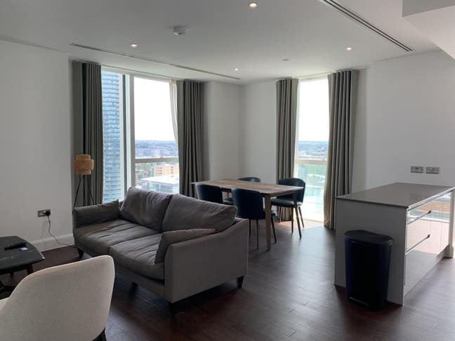 Ensuite in luxury 2-bedroom serviced apartment Main Photo