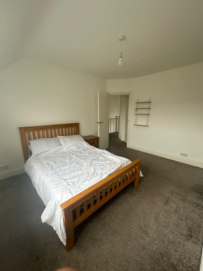 Double room for rent  Main Photo
