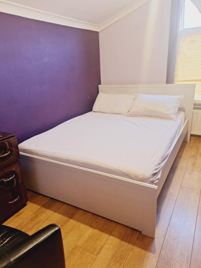 1 Double bedroom available for female Professional Main Photo