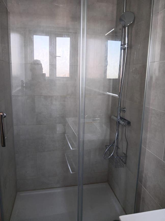 3 Ensuite rooms available in Golders Green Main Photo