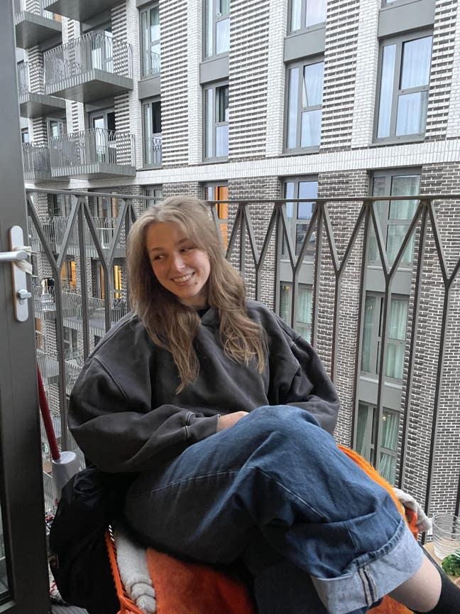 Your chill, funky new Aussie roommate  Main Photo