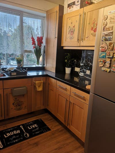 One double rooms available at Royal Victoria  Main Photo