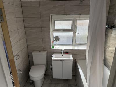 New full refurbed house room for rent Main Photo