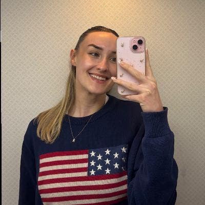 Professional Female seeks a double room Main Photo