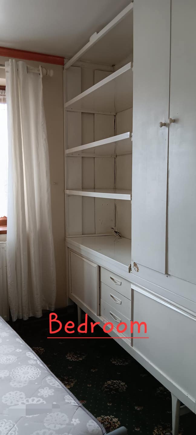 Studio Room suitable for a couple/ single Main Photo