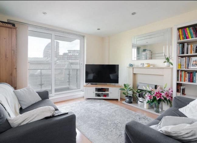 Bright 6m' room in a 55m2 stylish home  Main Photo