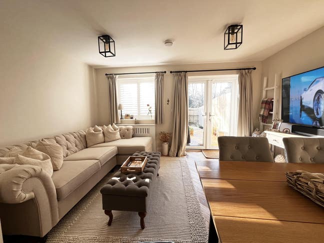 Double Room Available in a New Build! Main Photo