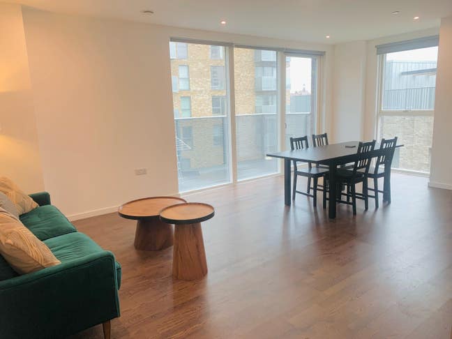 Zone2 SE8 small double m nr. Canary Wharf Main Photo