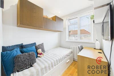 Room in a Shared House, Stuart Avenue, HA2 9AZ Main Photo