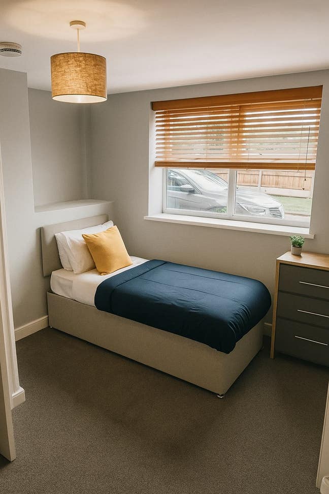 Bright Modern Ensuite room in Huthwaite Main Photo