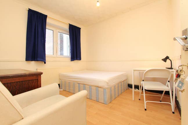 New cosy rooms in Bethnal Green E2 for October Main Photo