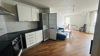 City Centre 2-Bed Apartment for Rent UoM/MMU Main Photo