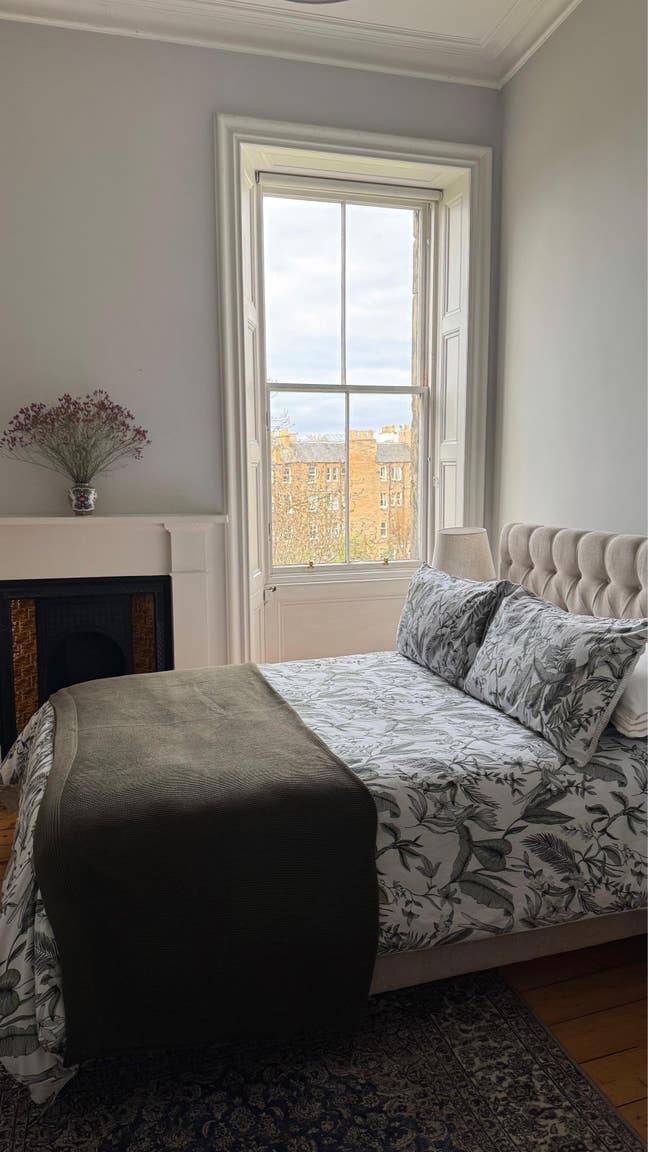 Amazing Double Room in Stunning Flat Main Photo