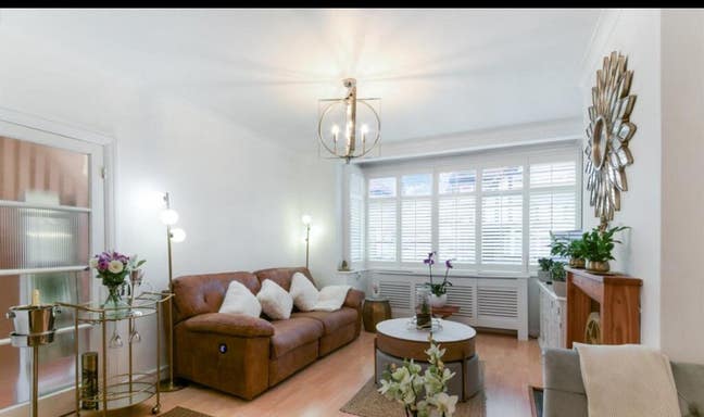 3 Bedroom House in Popular Close Transport Links Main Photo